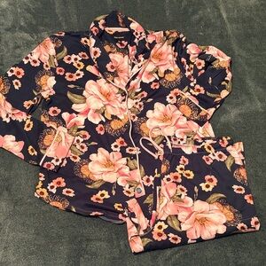 Floral Women's Pajama Set